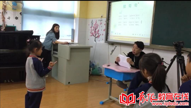 城阳区中小学艺术测评现场